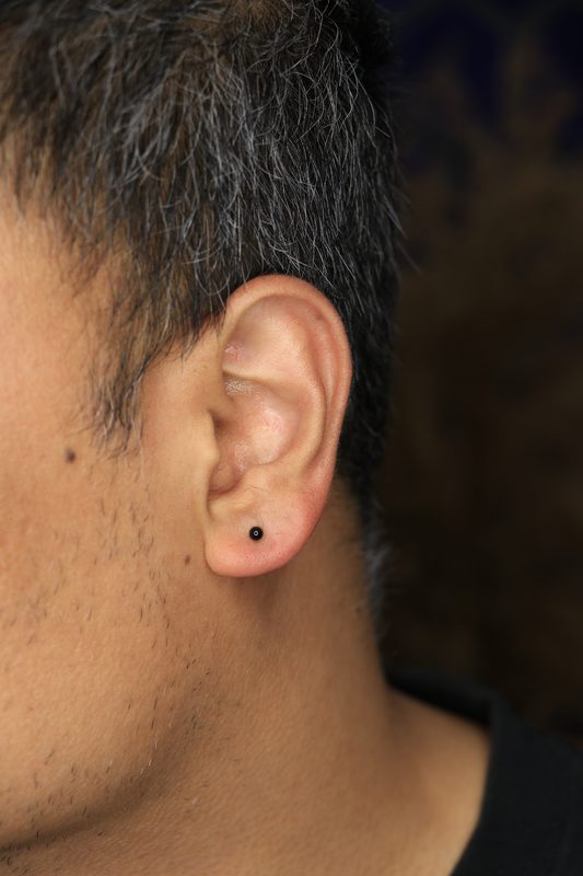 Kids ear lobe piercing stud