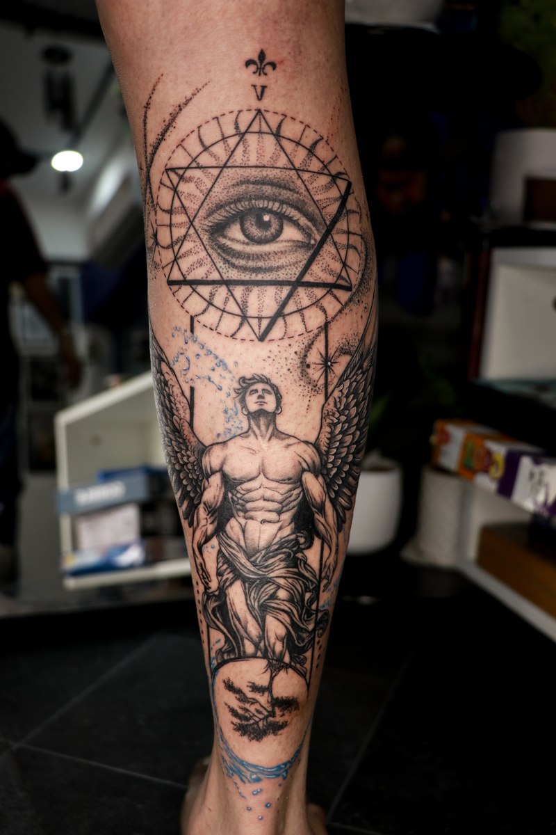 Custom Tattoo