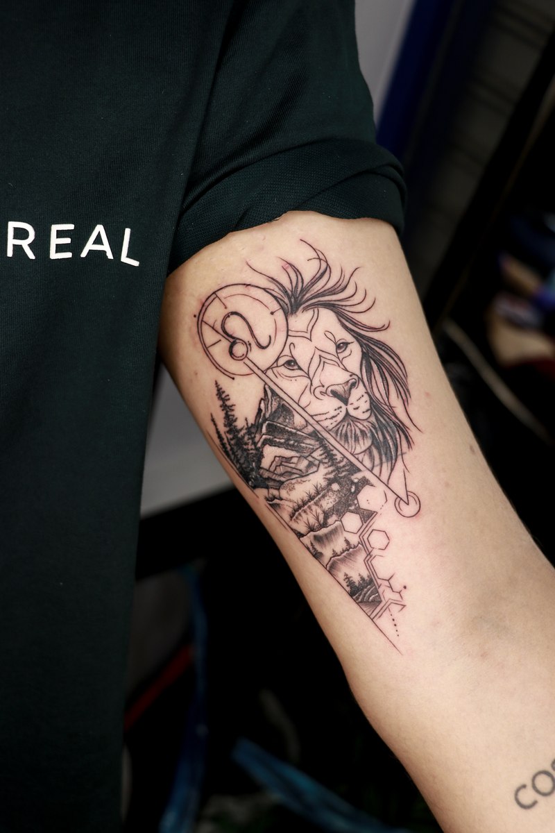 Custom Tattoo